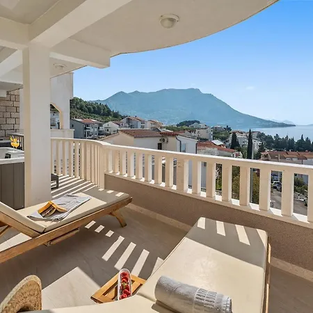 Apartmani Marko Omis Exterior photo