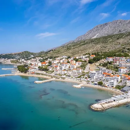 Apartmani Marko Omis Exterior photo